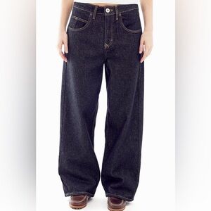 NWT BDG UO Urban Outfitters Jaya Low-Rise Wide-Leg Jeans 25x32